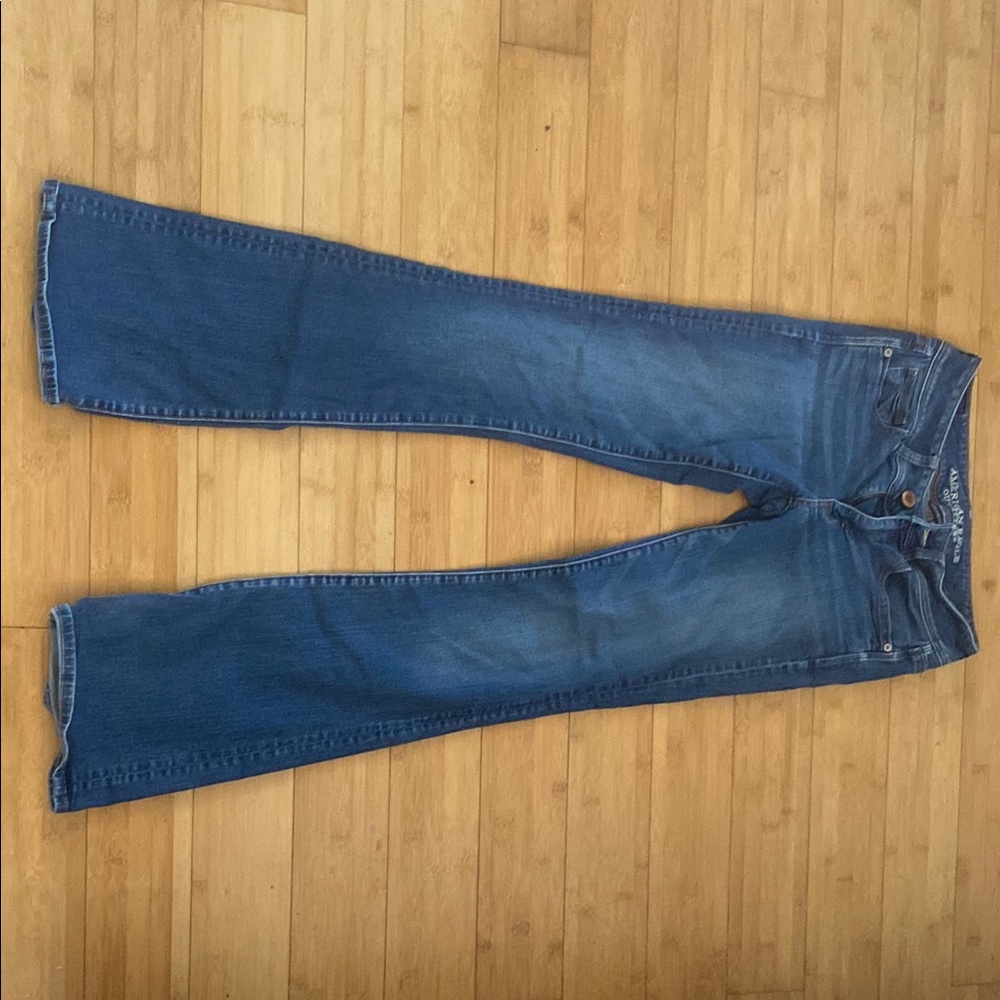 American Eagle Outfitters Blue Flare & Wide Leg Jeans